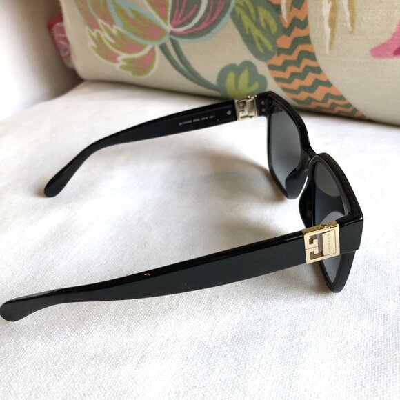 NEW Givenchy Black Square Oversized Sunglasses main image 5